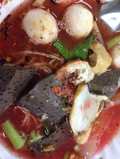 ลุงยวง ราดหน้า ก๋วยเตี๋ยว เจ้าเก่า ลุงยวง ราดหน้า ก๋วยเตี๋ยว เจ้าเก่า
