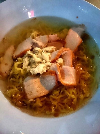 ราชาบะหมี่เกี๊ยว หน้าAIS