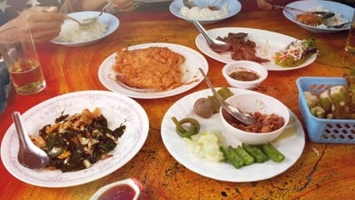 ครัวไพลิน