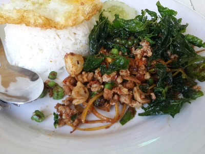 ครัวมุมสวน (KHRUAN MUN SUAN) ครัวมุมสวน (KHRUAN MUN SUAN)