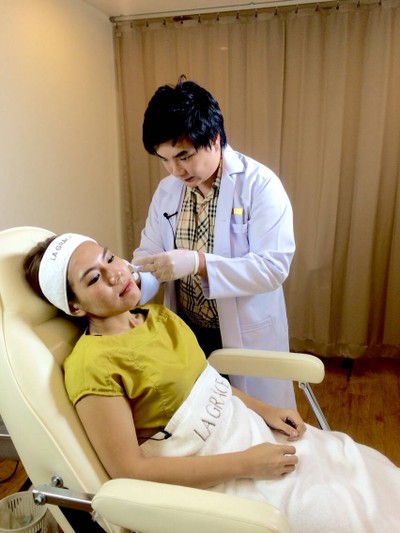 La Grace Clinic (ลา กราซ) เซ็นทรัลลาดพร้าว La Grace Clinic (ลา กราซ) เซ็นทรัลลาดพร้าว