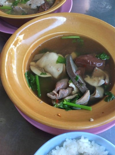 เกาเหลาเลือดหมูธนินทร วิภาวดีรังสิต 35