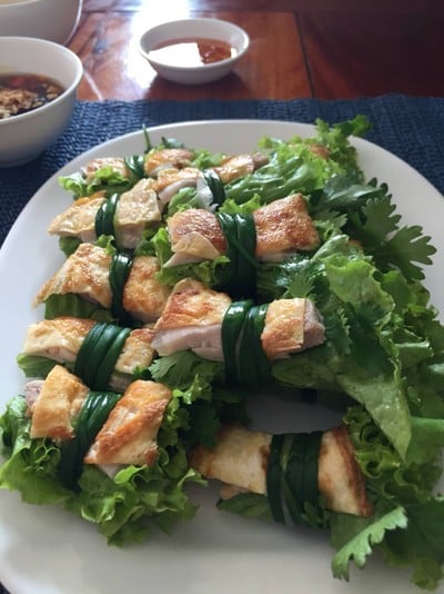 นางแหนมเนือง