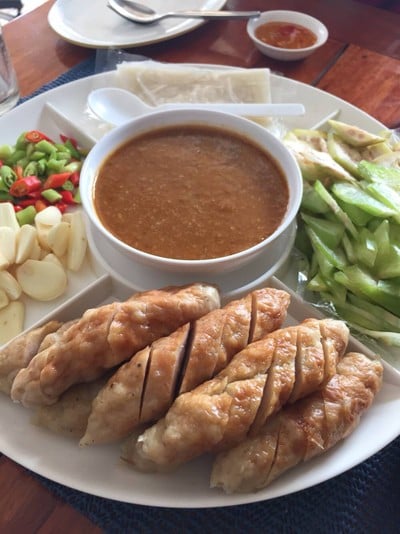 นางแหนมเนือง