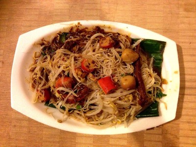 หมี่ยำป้าบัว ถนนวัวลาย เชียงใหม่ หมี่ยำป้าบัว ถนนวัวลาย เชียงใหม่