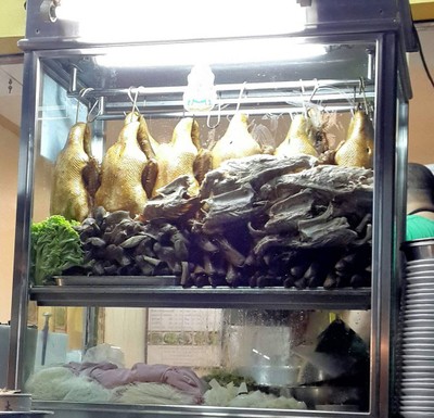 เจริญรัถเป็ดพะโล้