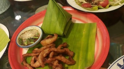 ข้าวเหนียว หมูแดดเดียว