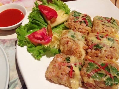 ล่าเตียง ตัวไข่นุ่มมากใส้ก็อร่อย 120 บาท