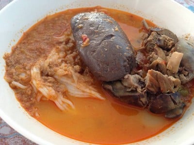 ขนมจีนแม่พลอย