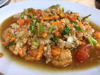 เต้าหู้ทรงเครื่อง