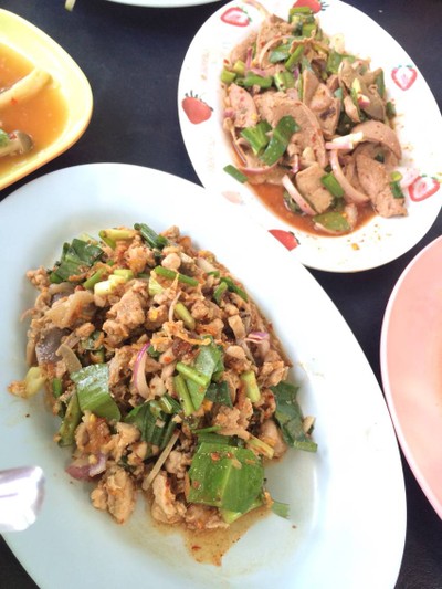 ส้มตำชานชาลา วัดป่าเลไลยก์ (ชานชาลา) ส้มตำชานชาลา วัดป่าเลไลยก์ (ชานชาลา)