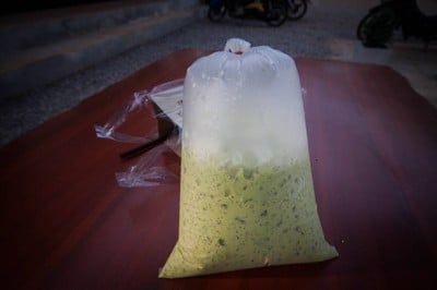 ชาเขียวเย็น (25.-)