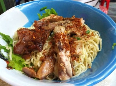 กรหมี่ไก่