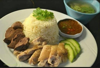 ข้าวมันไก่ ส.ว.