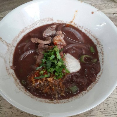 เตี๋ยวเรือ พรบ ณ บางแสน