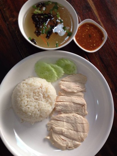 โกยีข้าวมันไก่ (KOYI CHICKEN RICE)