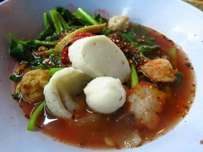 ตี๋เย็นตาโฟรสเด็ด ประตูผี