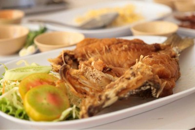 กุ้งเต้น ถนนราชพฤกษ์