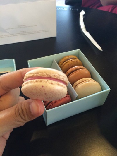 รส เฮลส์ บลู บอย ค่ะ