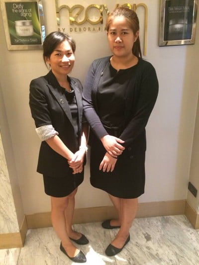 พนักงานให้ข้อมูล