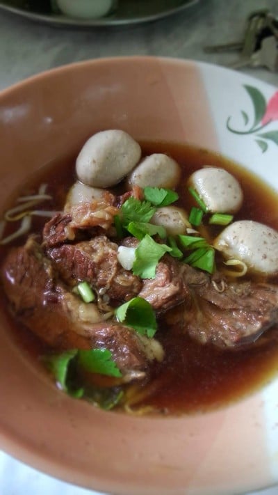 เพ็ญจันทร์โภชนา