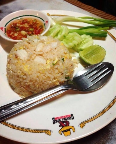 ข้าวผัดปู