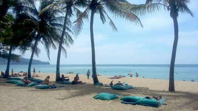 Catch Beach Club (แคทช์ บีช คลับ) Catch Beach Club (แคทช์ บีช คลับ)