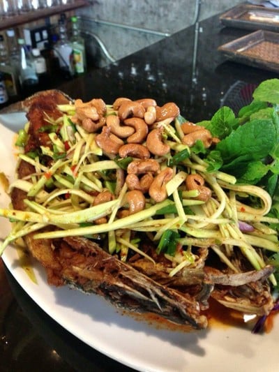 แซ่บหน้ามอ