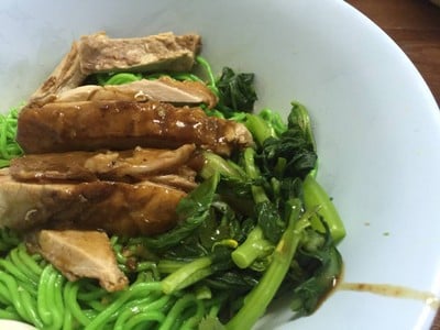 เป็ดย่างน้ำผึ้งแดนตะวัน