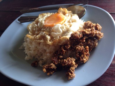 หมูทอดมีเกล็ด