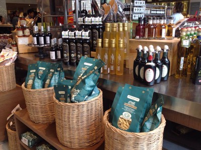 DEAN & DELUCA มหานคร คิ้วบ์