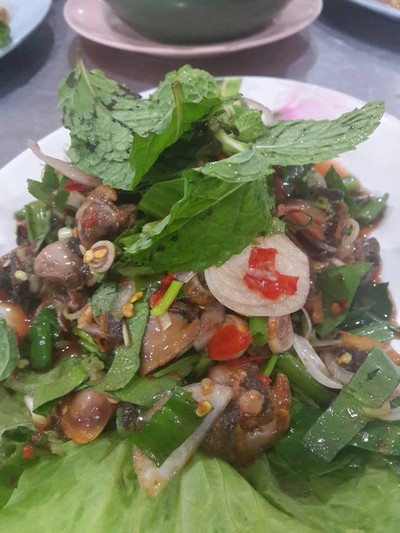 ร้านมล ซอยสุคันธาราม ใกล้สน.ดุสิต