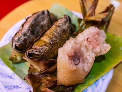 ข้าวเหนียวปิ้งไส้เผือก