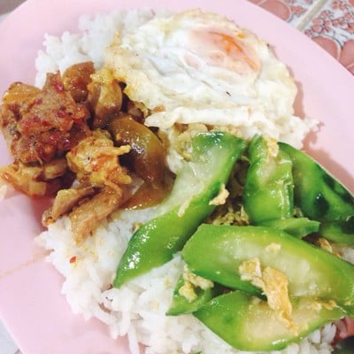 ข้าวแกงลุงไทย หน้ากองบิน 41