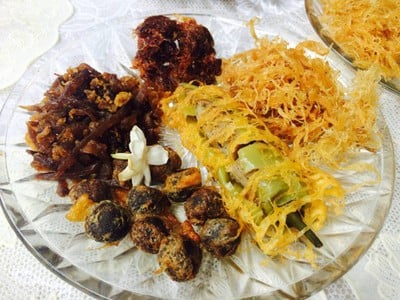 ข้าวแช่ บ้านวรรณโกวิท (ข้าวแช่ "บ้านวรรณโกวิท") ข้าวแช่ บ้านวรรณโกวิท (ข้าวแช่ "บ้านวรรณโกวิท")