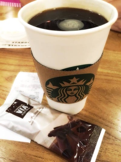 Starbucks เมืองไทยภัทร คอมเพล็กซ์ Starbucks เมืองไทยภัทร คอมเพล็กซ์