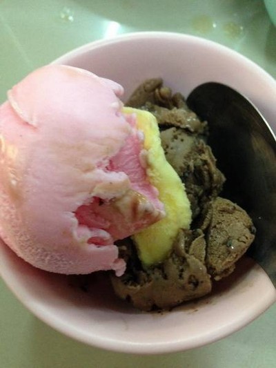 ไอศครีมหวานเย็นอร่อยปิดท้ายมื้อ ^^