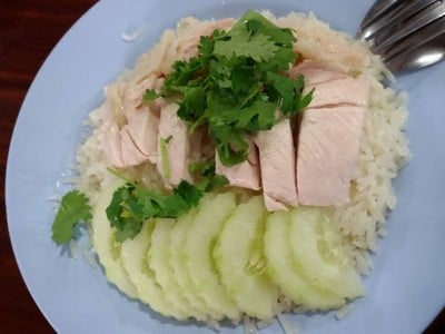 ข้าวมันไก่ 40.-