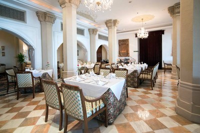 Rang Mahal Rembrandt Hotel