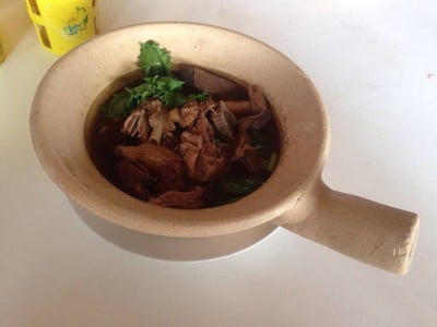 เกาเหลาเป็ดทุกอย่างพิเศษราคา 50.- เป็ดนุ่มมากอาย่อย