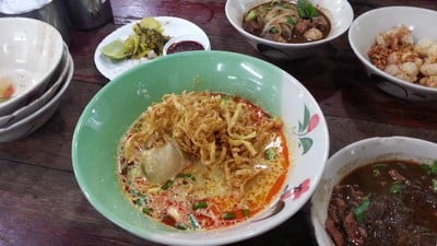 เรือทอง