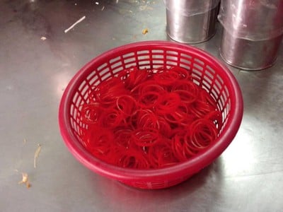 ราดหน้ายอดผักนายเหลา (ตลาดนางลิ้นจี่) สาขาโชคชัยสี่ (RATNA YOT PHAK NAI LAO (NANG LIN CHI MARKET) Chockchaisee) สาขาโชคชัยสี่ ราดหน้ายอดผักนายเหลา (ตลาดนางลิ้นจี่) สาขาโชคชัยสี่ (RATNA YOT PHAK NAI LAO (NANG LIN CHI MARKET) Chockchaisee) สาขาโชคชัยสี่