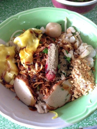 โกยูรหมี่ฮกเกี้ยน (Ko Yoon Hokien Noodle) โกยูรหมี่ฮกเกี้ยน (Ko Yoon Hokien Noodle)