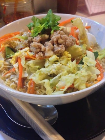 มาม่าทรงเครื่อง ไข่เจียวยกซด U-square มาม่าทรงเครื่อง ไข่เจียวยกซด U-square