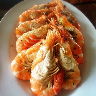 กุ้งเผา size กลาง...แกะเปลือกพร้อมกิน ฟินนนนนนนน