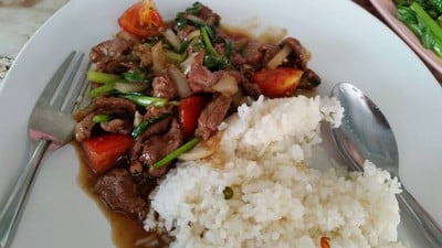 ก๋วยเตี๋ยวม้าทอง