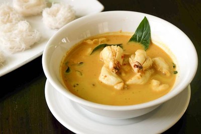 ปราย ระย้า Local Phuket Cuisine , Sukhumvit 8 ( 350 M. form BTS NaNa )