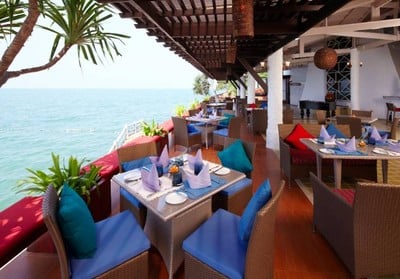 Breezeo - Exotic Beachfront Seafood - บรีซซีโอ @รอยัล คลิฟ โฮเต็ล กรุ๊ป