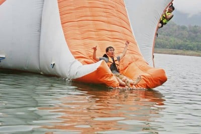 ร้านอาหาร เรือนแพเอกชัย