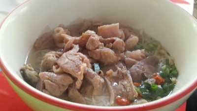 ก๊วยเตี๋ยวไก่บ้าน